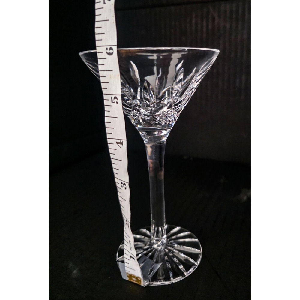 Waterford Crystal martini glasses in the renowned Lismore pattern. Lot 3 - Picture 3 of 4